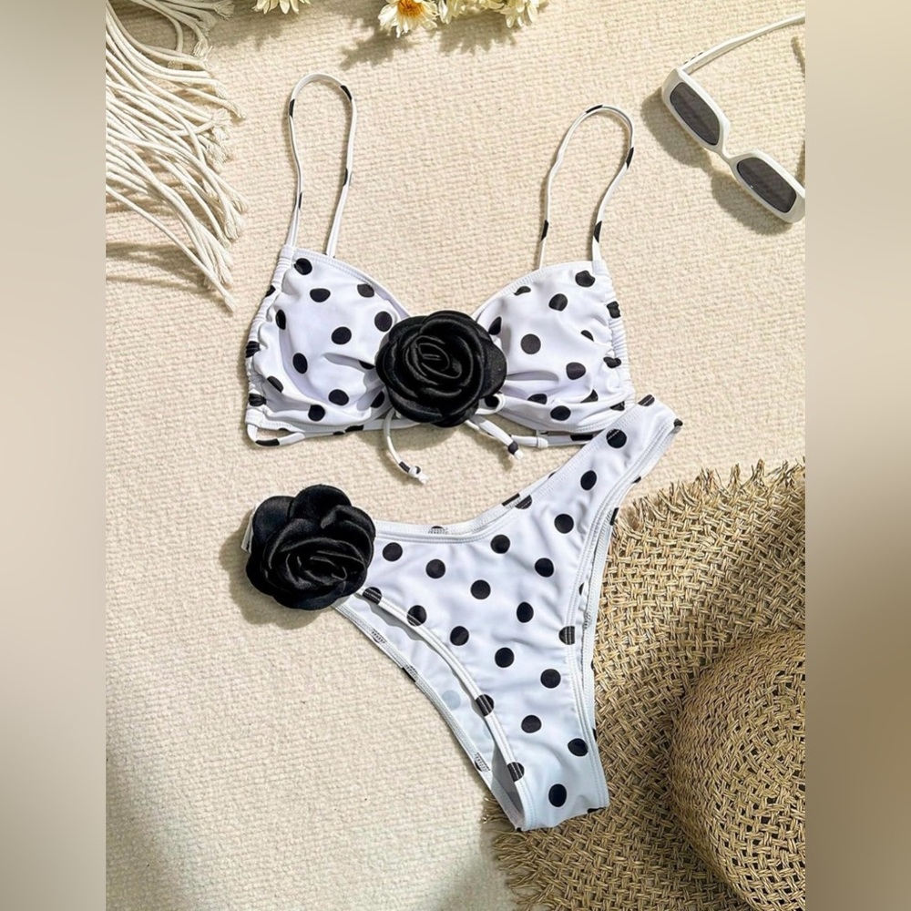 Beaudrm Polka Dot Flower Bikini Set